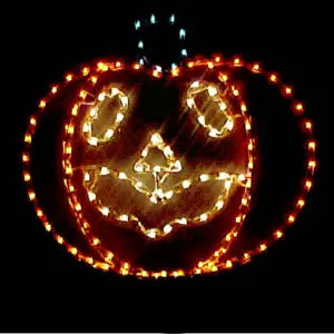 Pumpkin-shaped string lights display